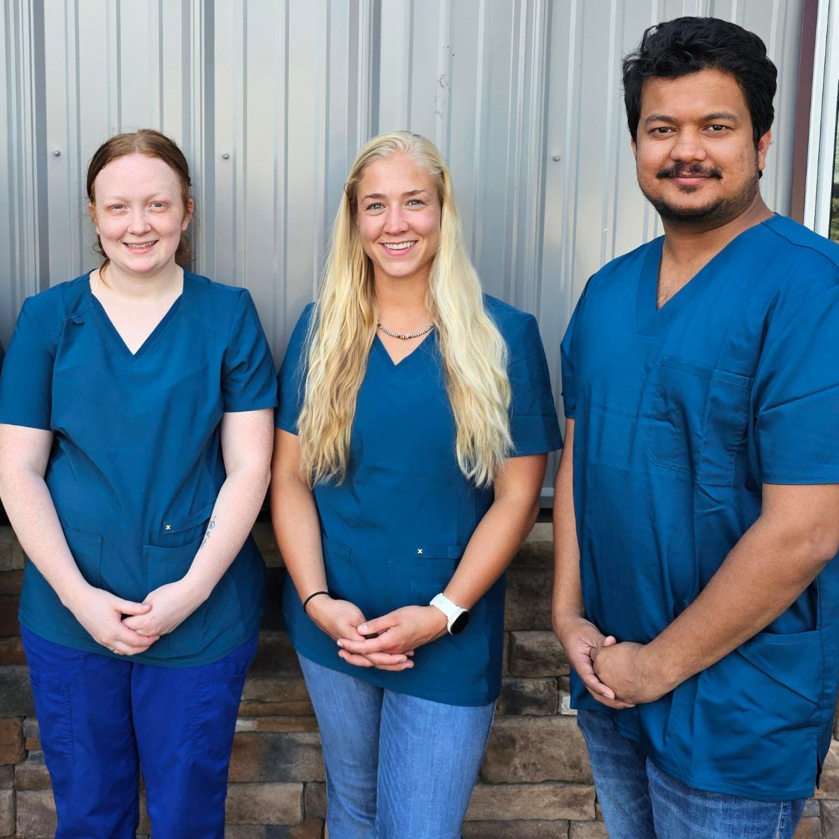 Roland Veterinary Clinic staff